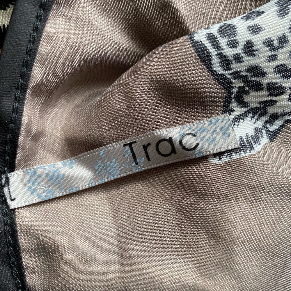 Trac leopard top - Picture 2 of 8